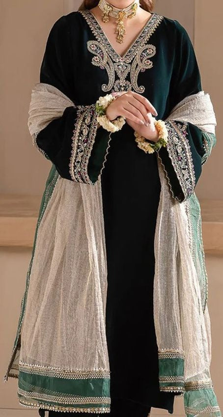 Floral Embroidered V Neck Zari Velvet Kurta With Trousers & Dupatta
