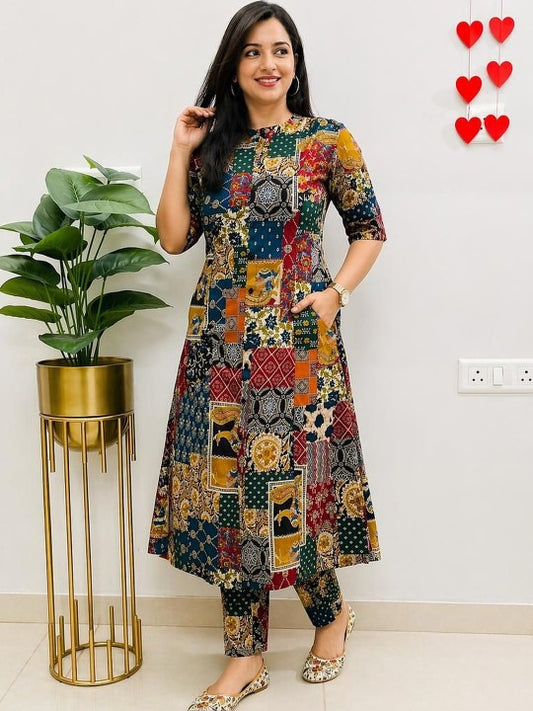 Women Ethnic Motifs Printed Regular Pure Cotton Kurta with Trousers