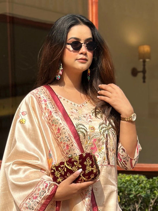 Women Silk Blend Kurta Pant Dupatta Set