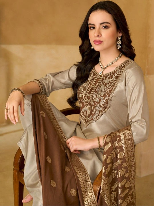 Women Ethnic Motifs Embroidered Regular Thread Work Kurta with Trousers & With Dupatta