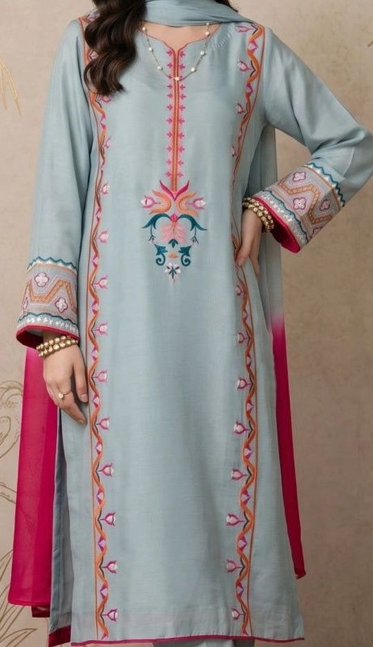 Women Floral Embroidered Regular Thread Work Kurta with Trousers & With Dupatta