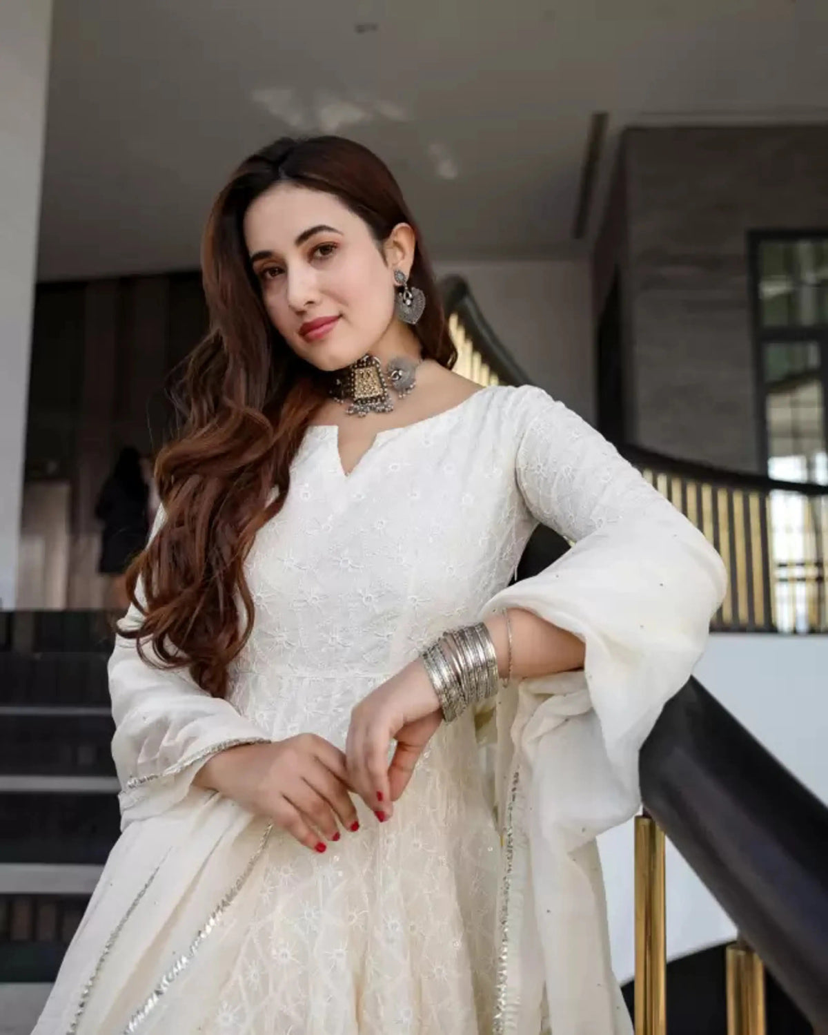 Women's Off-White Chikankari Kurta Set with Dupatta