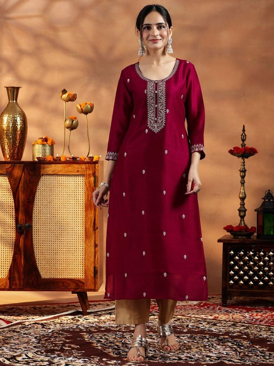 Floral Embroidered Sequinned Pure Silk Straight Kurta With Lining