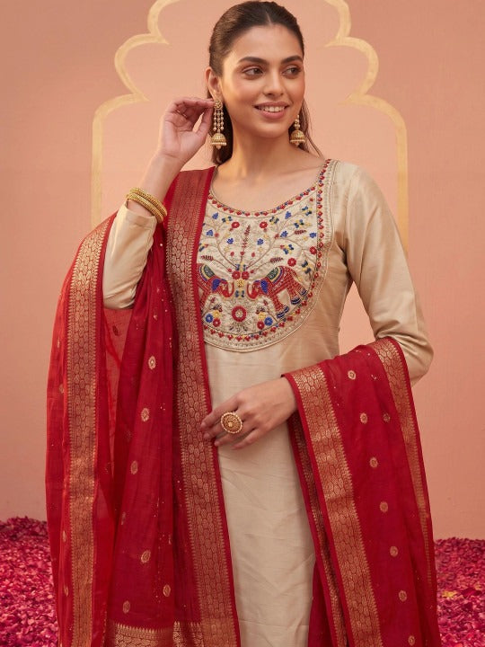Women Ethnic Motifs Embroidered Regular Thread Work Kurta with Trousers & With Dupatta