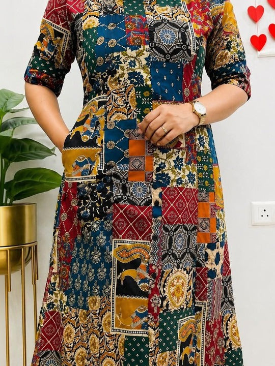 Women Ethnic Motifs Printed Regular Pure Cotton Kurta with Trousers