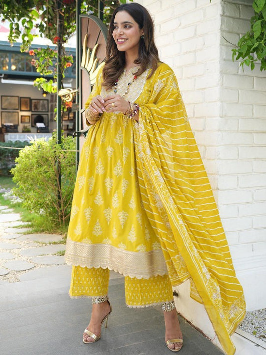 Women Floral Printed Sequinned Work High Slit Kurta with Palazzos & Dupatta