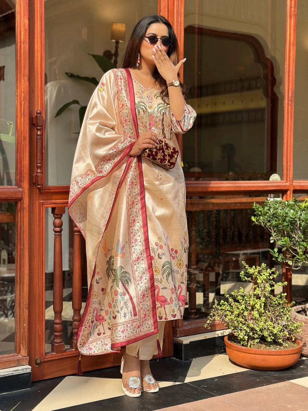 Women Silk Blend Kurta Pant Dupatta Set