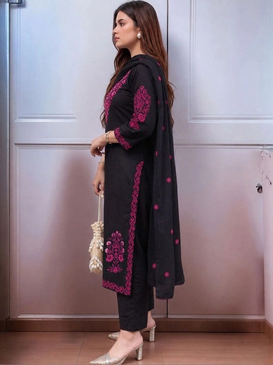 Women Ethnic Motifs Embroidered Regular Thread Work Kurta with Trousers & With Dupatta