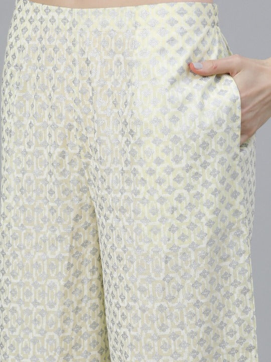 Women Printed Kurta with Palazzos & Dupatta