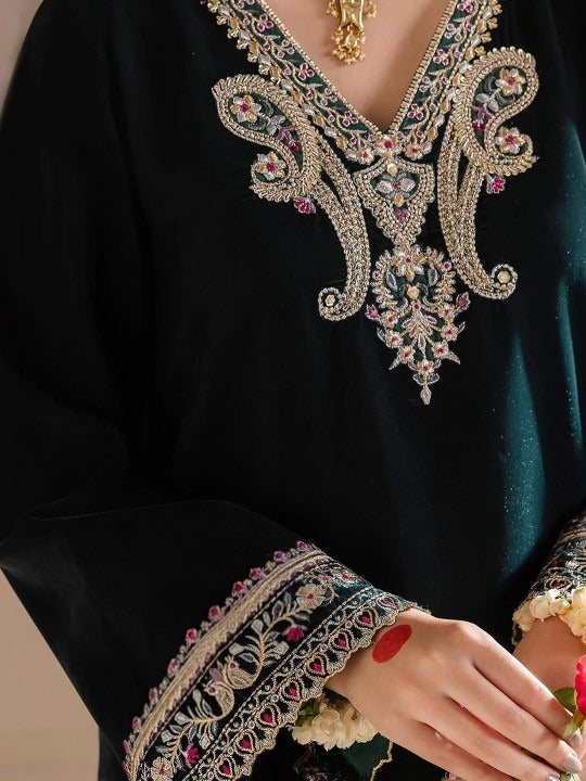 Floral Embroidered V Neck Zari Velvet Kurta With Trousers & Dupatta