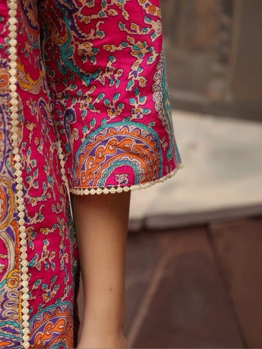 Multi coloured Paisley Printed V-Neck Cotton Kurta