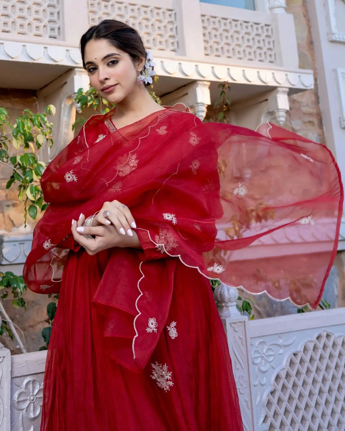 Women Silk Blend Kurta Pant Dupatta Set