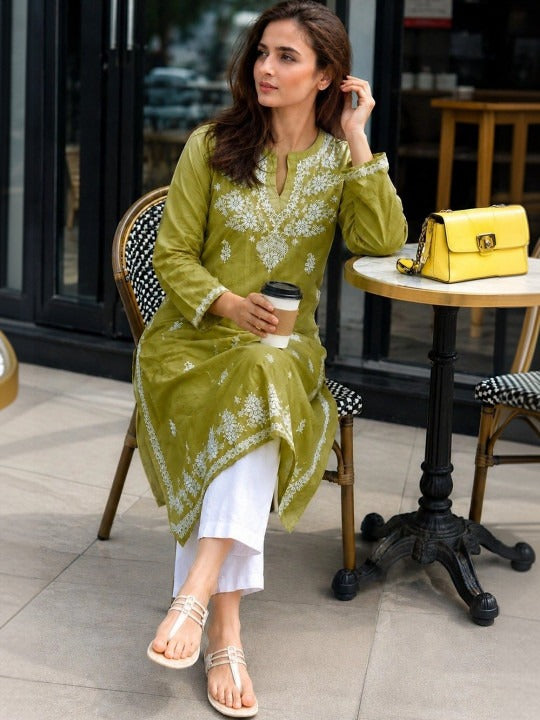Ethnic Motifs Embroidered Chikankari Chikankari Kurti