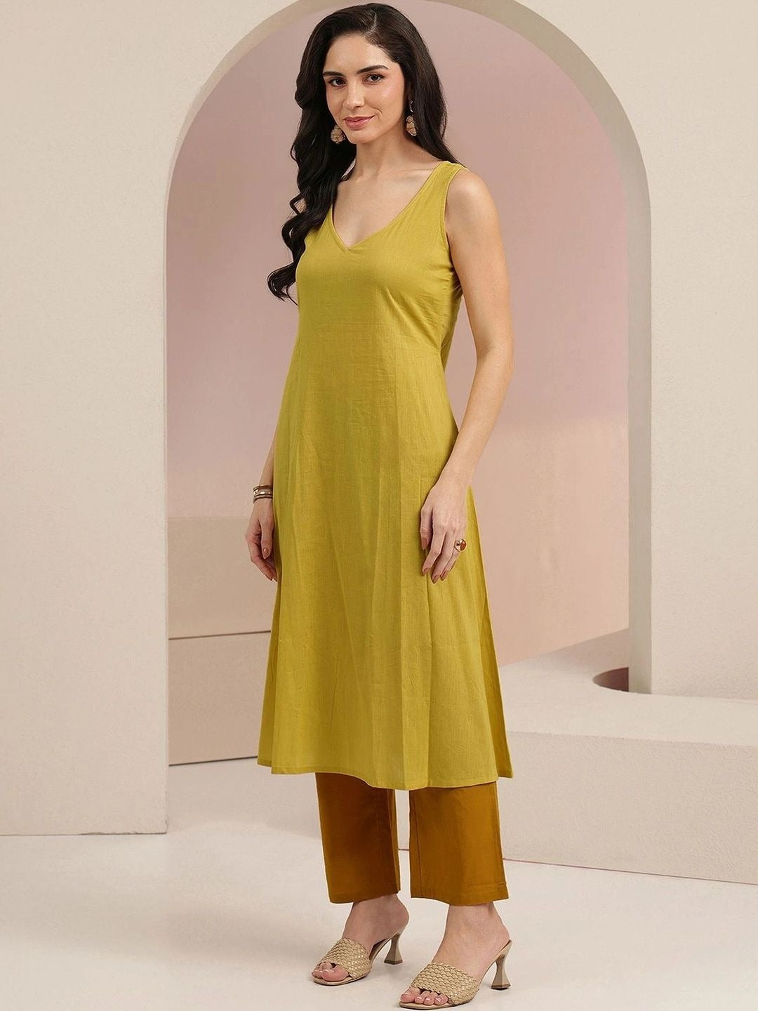 Mustard Floral Printed 3 Piece Chiffon Kaftan Kurta Set