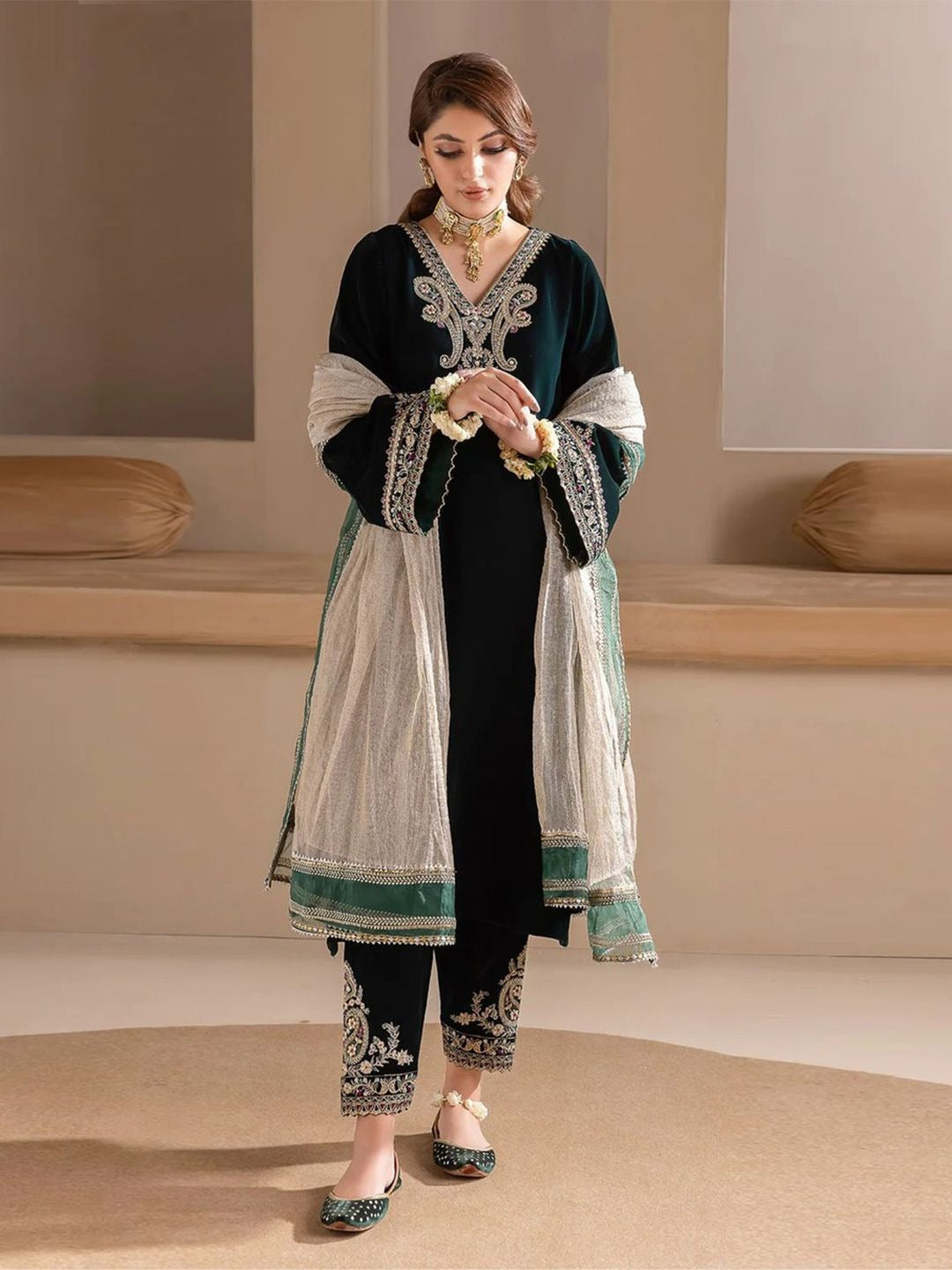 Floral Embroidered V Neck Zari Velvet Kurta With Trousers & Dupatta
